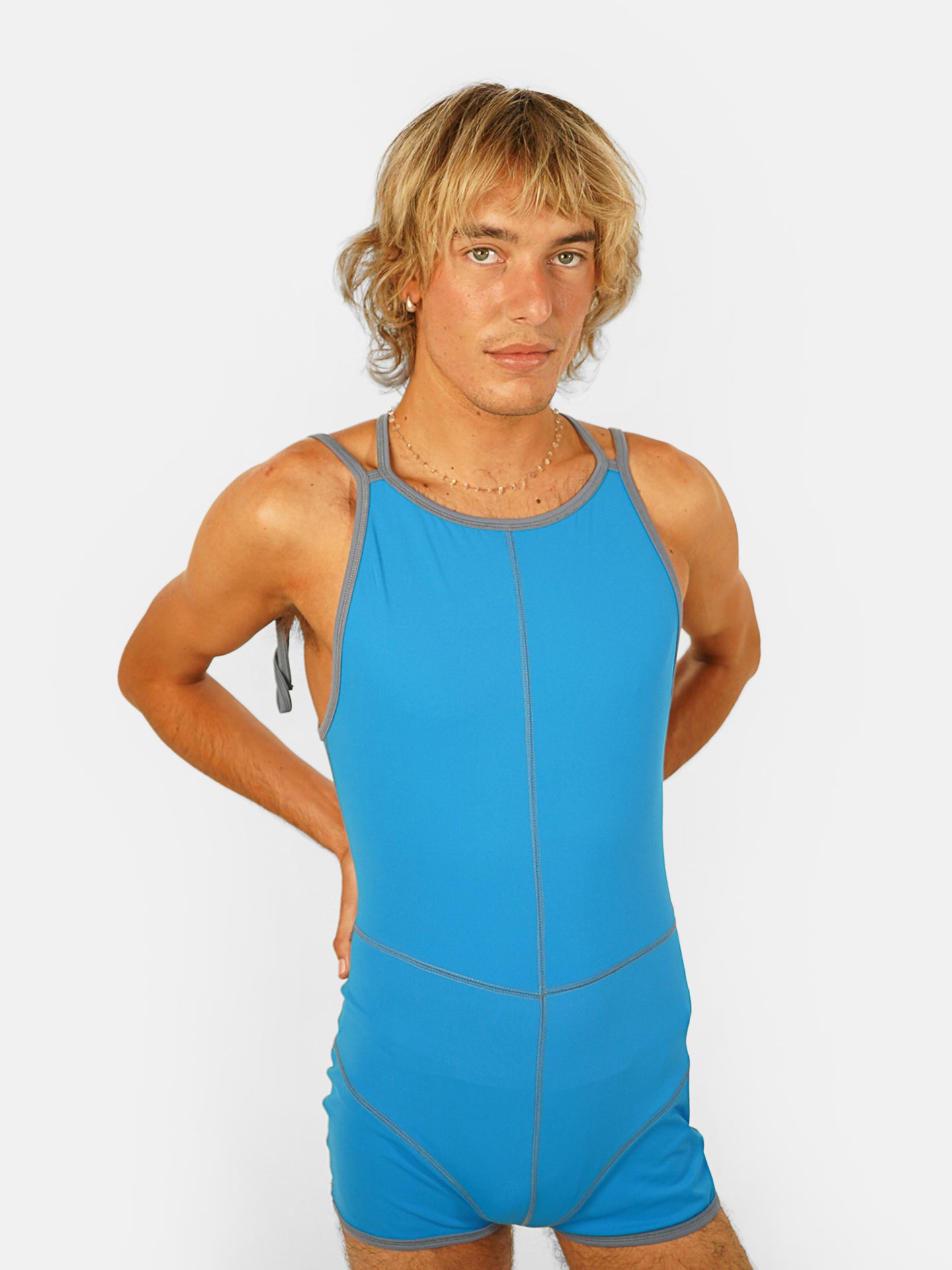 Hybrid Singlet